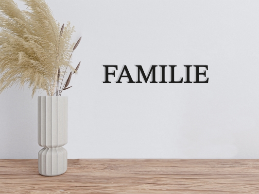 Schriftzug "Familie"